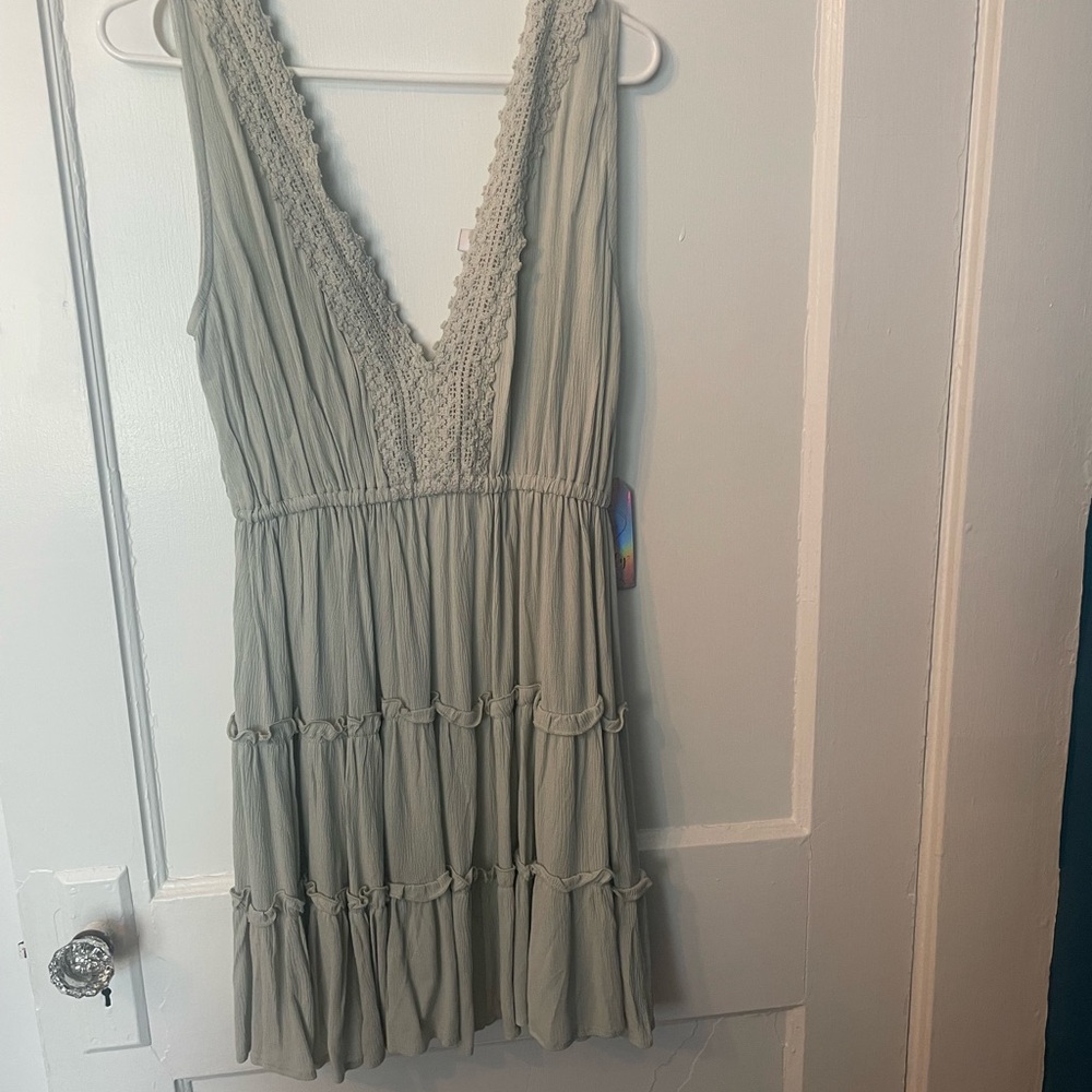Sleeveless V-Neck Dress in Light Gray